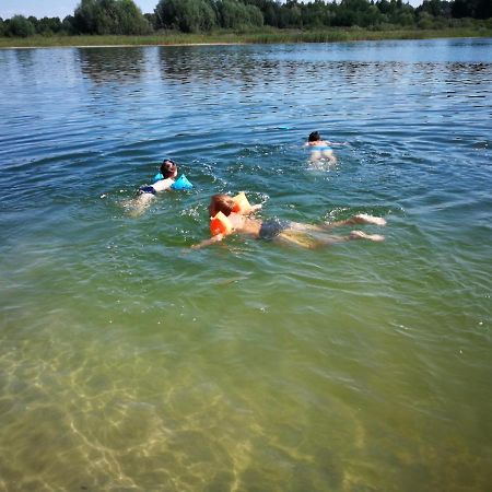 Domki Domek Na Jeziorem Wilczynskim Budzislawskim , Las, Osobno Ogrodzony 2-6 Osob- Klimatyzacja, Ogrzewanie, 62-550 Zygmuntowo Gm Wilczyn Dış mekan fotoğraf